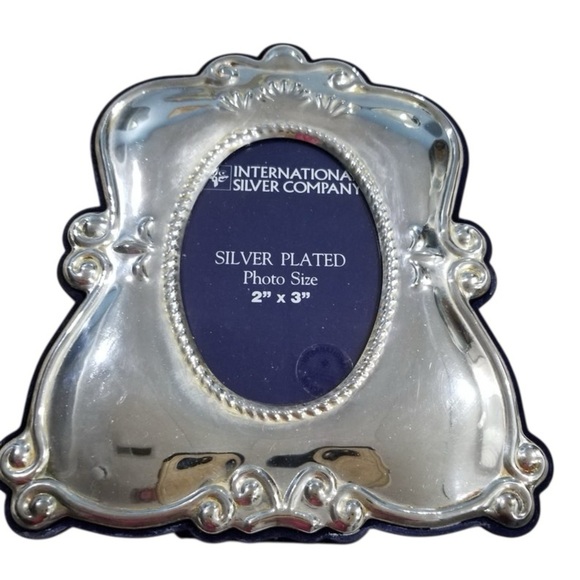 Vintage International Silver Company Silver Plated 8”x 6” Photo Size 2”x 3”Frame - Picture 3 of 10